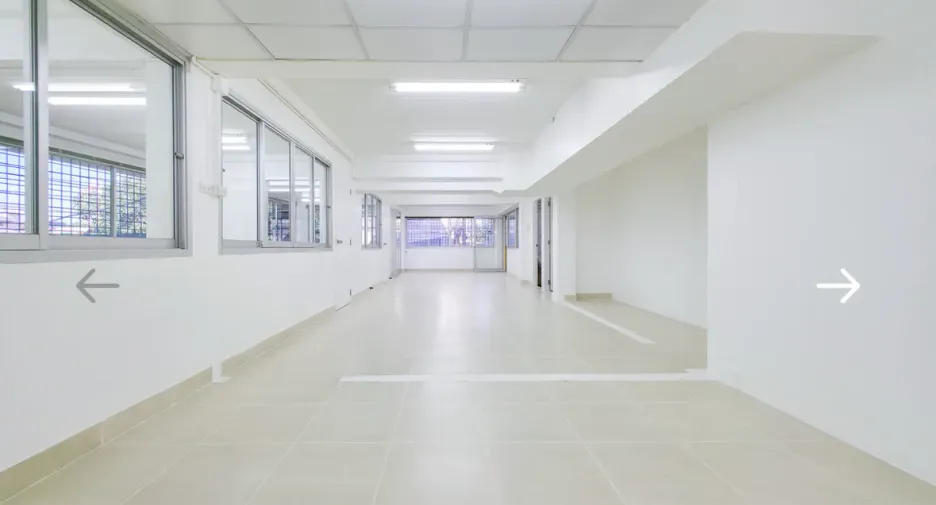 For rent 3 bedrooms office in Khlong Toei, Bangkok