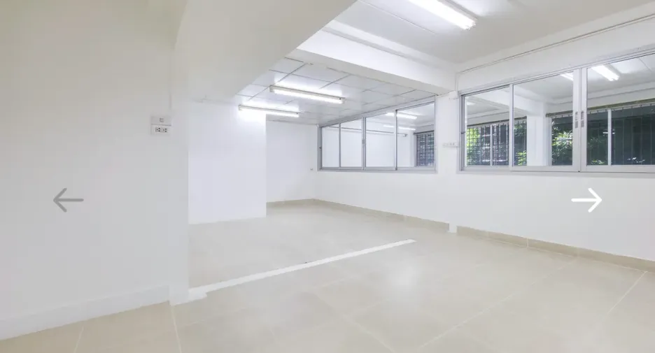 For rent 3 bedrooms office in Khlong Toei, Bangkok