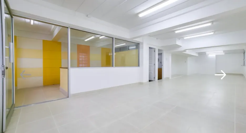 For rent 3 bedrooms office in Khlong Toei, Bangkok