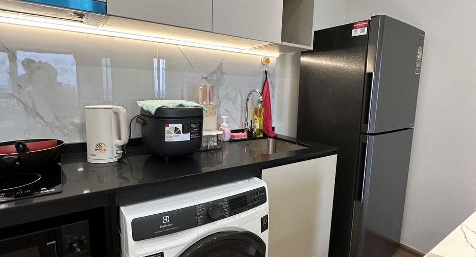 For rent 2 bedrooms condo in Phasi Charoen, Bangkok