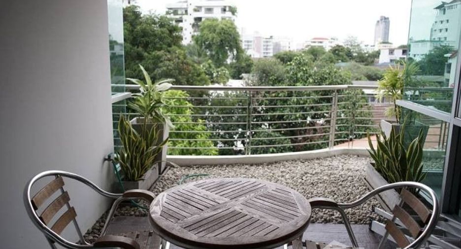 For rent 3 bedrooms condo in Watthana, Bangkok
