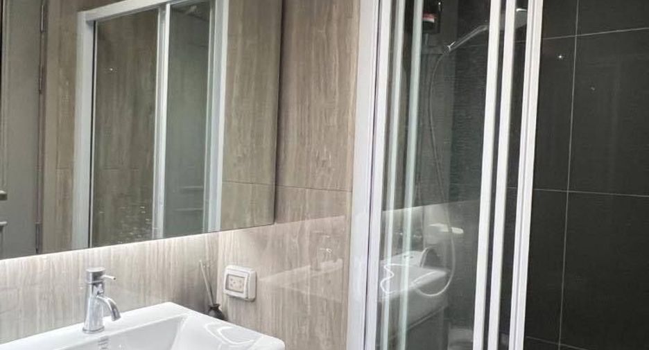 Condo en alquiler de 2 habitaciones en Phasi Charoen, Bangkok