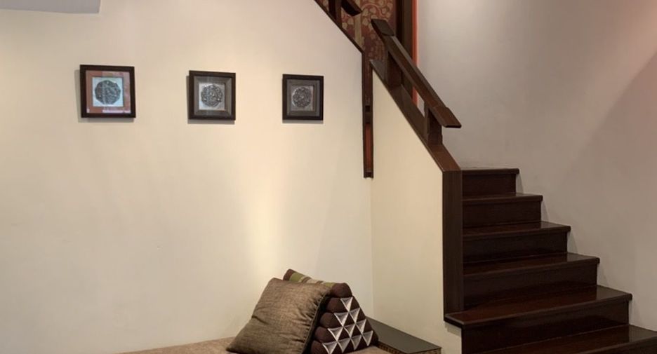For rent 4 bedrooms house in Wang Thonglang, Bangkok