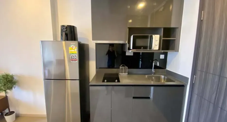 Condo en alquiler de 1 habitaciones en Khlong Toei, Bangkok