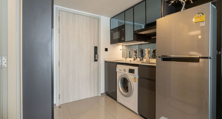 For rent 1 bed condo in Bang Rak, Bangkok