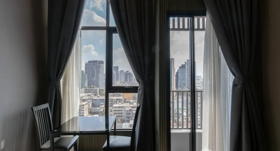 For rent 1 bed condo in Bang Rak, Bangkok
