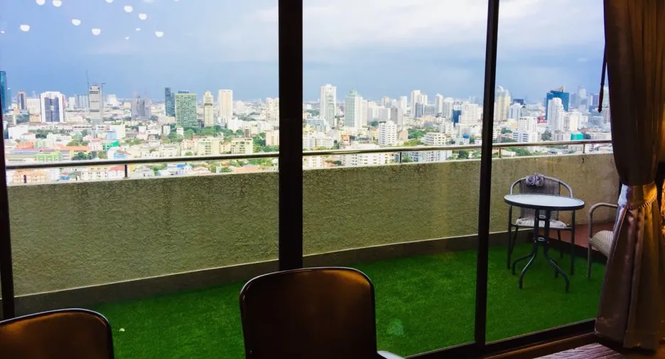 ให้เช่า 2 ห้องนอน คอนโด ใน วัฒนา, กรุงเทพฯ