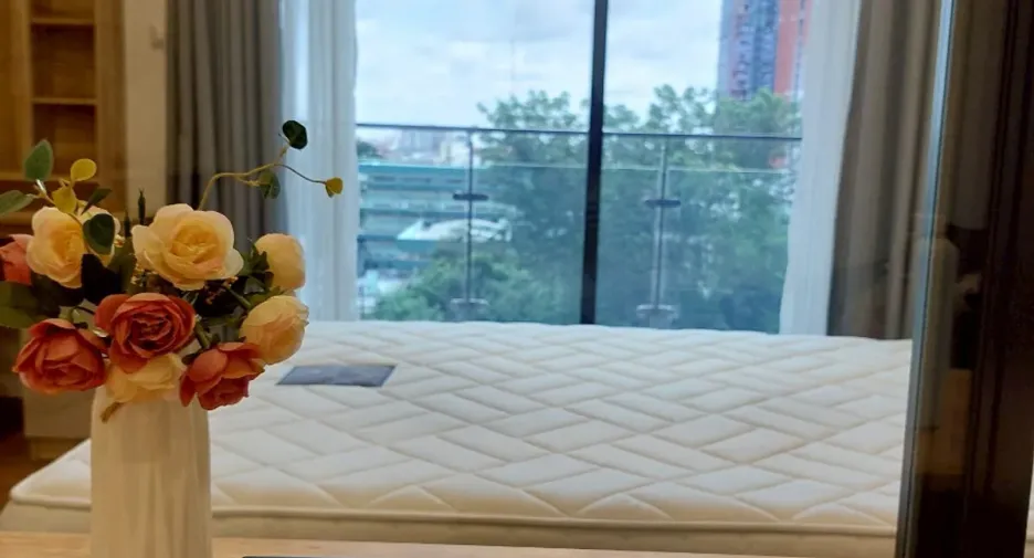For rent 1 bed condo in Khlong San, Bangkok