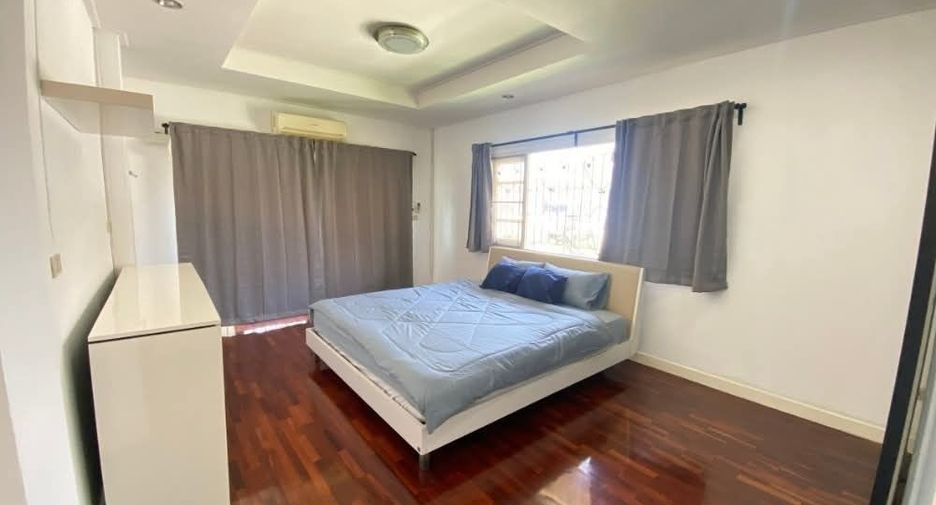 Casa en alquiler de 3 habitaciones en Lat Krabang, Bangkok