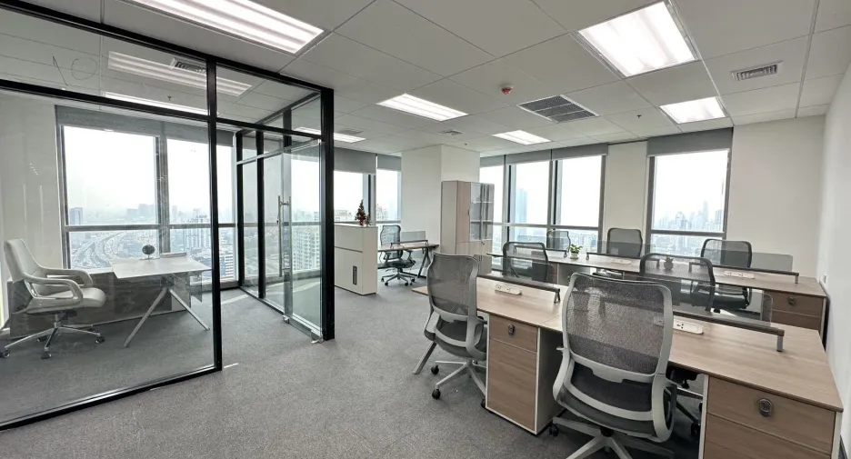 For rent office in Huai Khwang, Bangkok