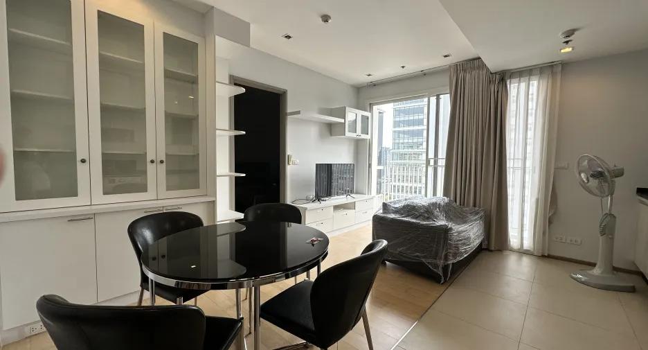 For rent 1 bed condo in Watthana, Bangkok