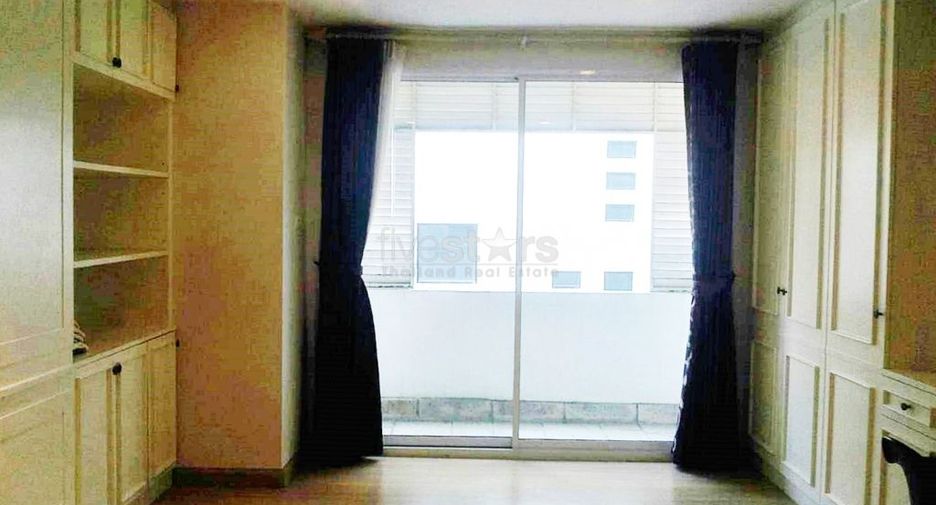 For rent 3 ベッドルーム condo in Watthana, Bangkok