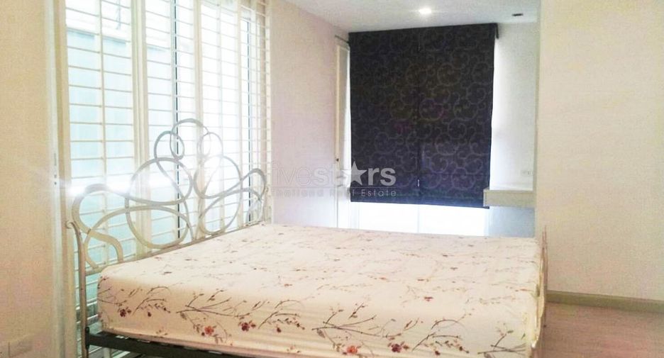 For rent 3 ベッドルーム condo in Watthana, Bangkok