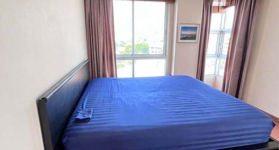 For rent 2 bedrooms condo in Yan Nawa, Bangkok