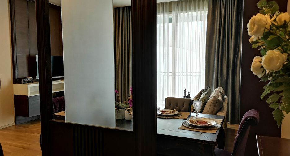 Condo en alquiler de 1 habitaciones en Khlong Toei, Bangkok