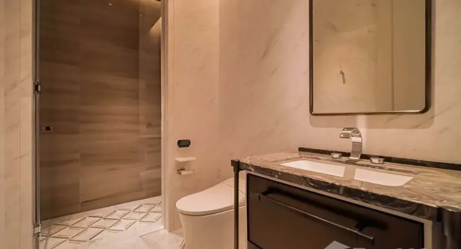 For rent 2 bedrooms condo in Sathon, Bangkok