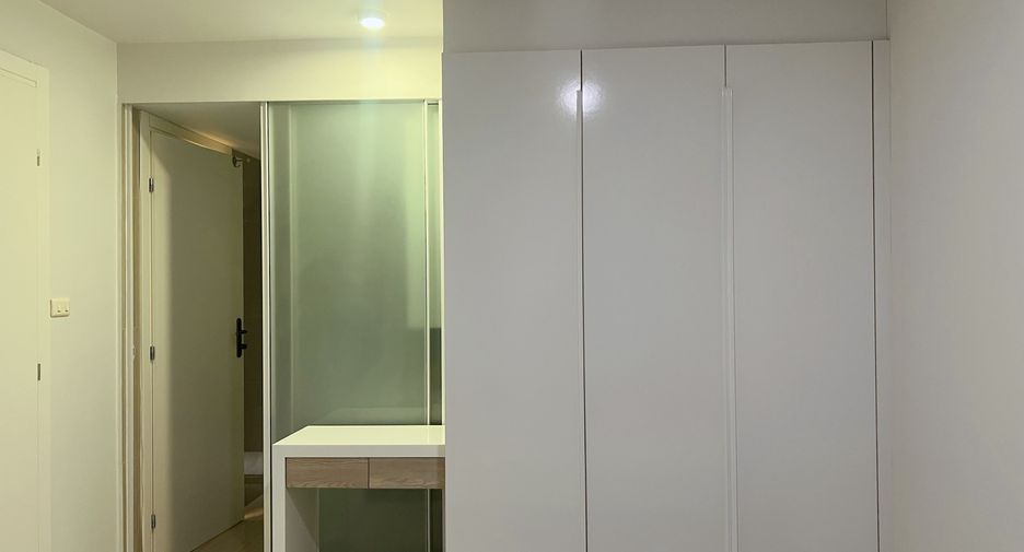 For rent 1 bed condo in Phaya Thai, Bangkok