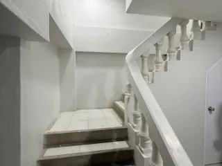 For rent 5 bedrooms retail Space in Watthana, Bangkok