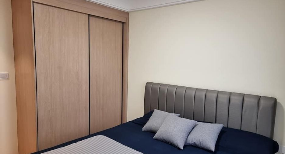 For rent 1 bed condo in Yan Nawa, Bangkok
