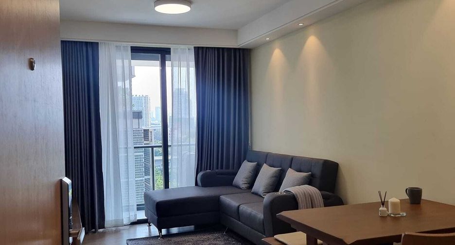 For rent 1 bed condo in Yan Nawa, Bangkok