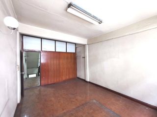 Reihenhaus zur Miete mit 4 Zimmer in Khlong Toei, Bangkok