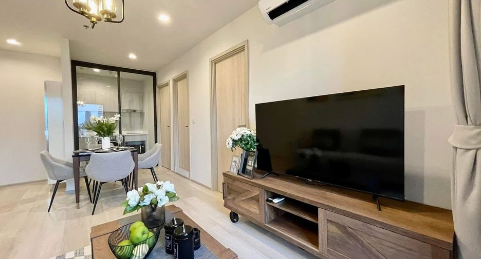 For rent 2 bedrooms condo in Pathum Wan, Bangkok