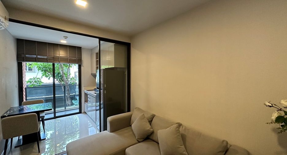 For rent 1 bed condo in Khlong Toei, Bangkok