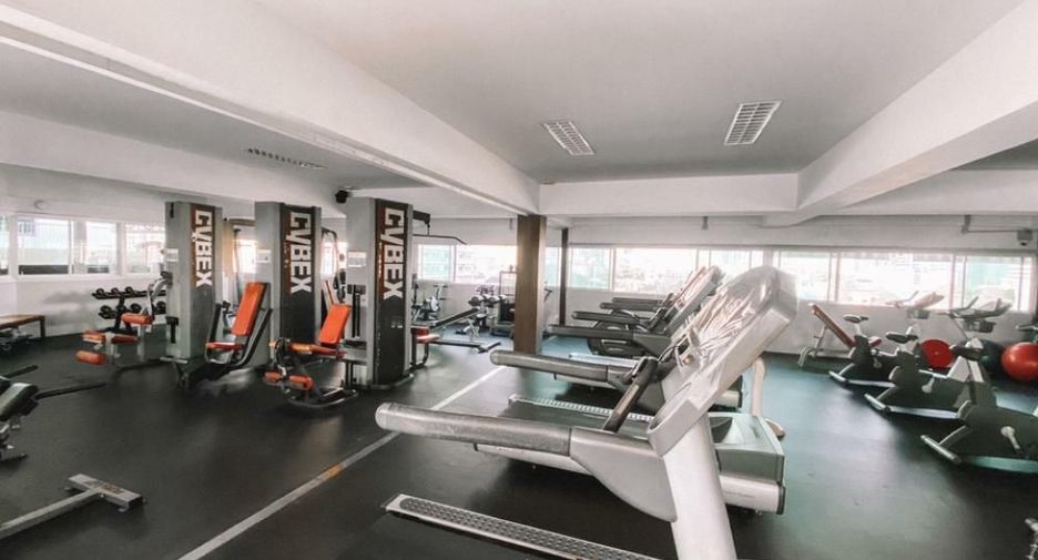For rent 2 bedrooms condo in Watthana, Bangkok