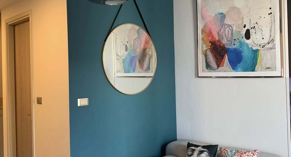 À louer studio condo à Huai Khwang, Bangkok
