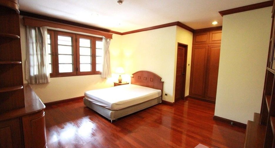Аренда 4 спальни дом в Bang Phli, Самутпракан