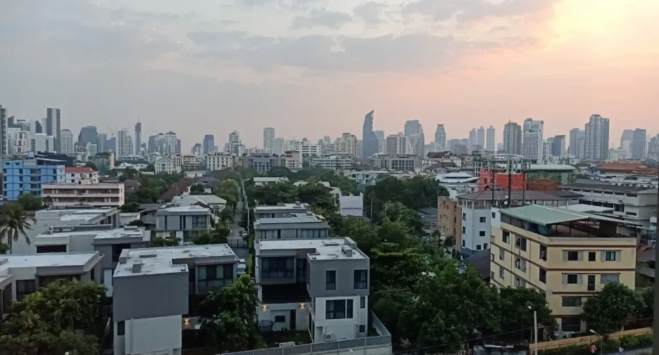 Wohnung zur Miete mit 1 Zimmer in Watthana, Bangkok