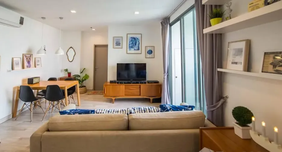 For rent 2 bedrooms condo in Phra Khanong, Bangkok