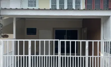 For rent 3 bedrooms townhouse in Pak Kret, Nonthaburi