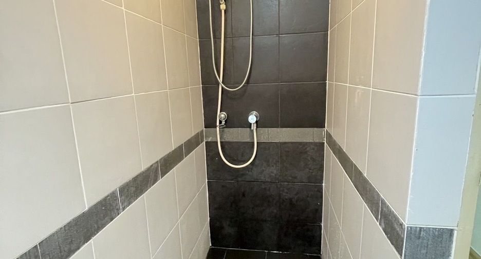 For rent 2 bedrooms condo in Ratchathewi, Bangkok