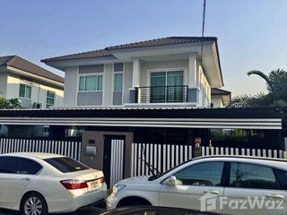 Casa en alquiler de 3 habitaciones en Lat Krabang, Bangkok