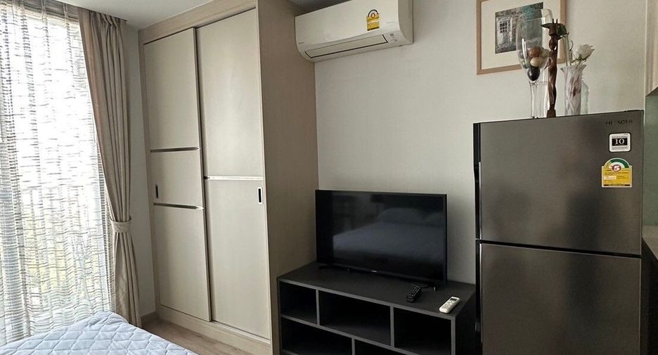 For rent studio condo in Phra Khanong, Bangkok