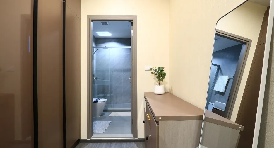Wohnung zur Miete mit 2 Zimmer in Khlong Toei, Bangkok