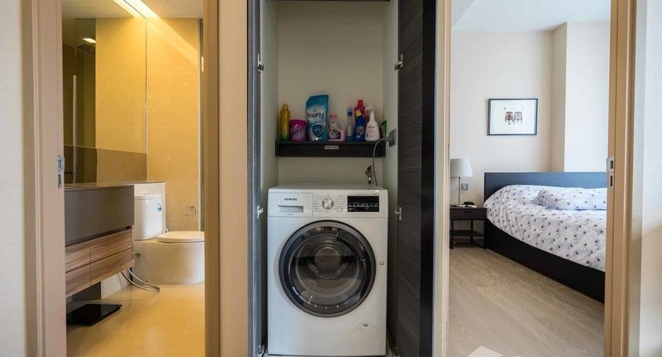 For rent 2 bedrooms condo in Watthana, Bangkok