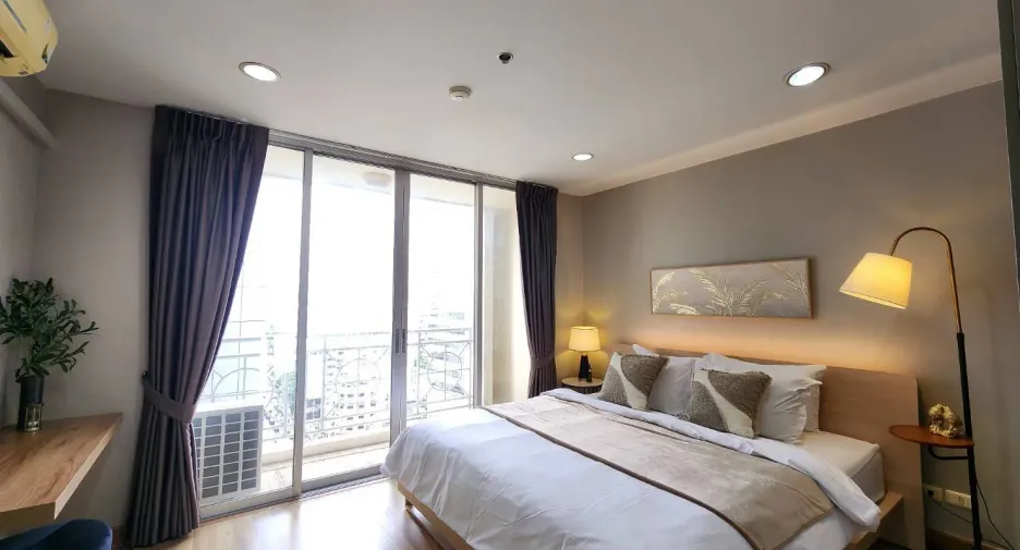 For rent 2 ベッドルーム condo in Watthana, Bangkok