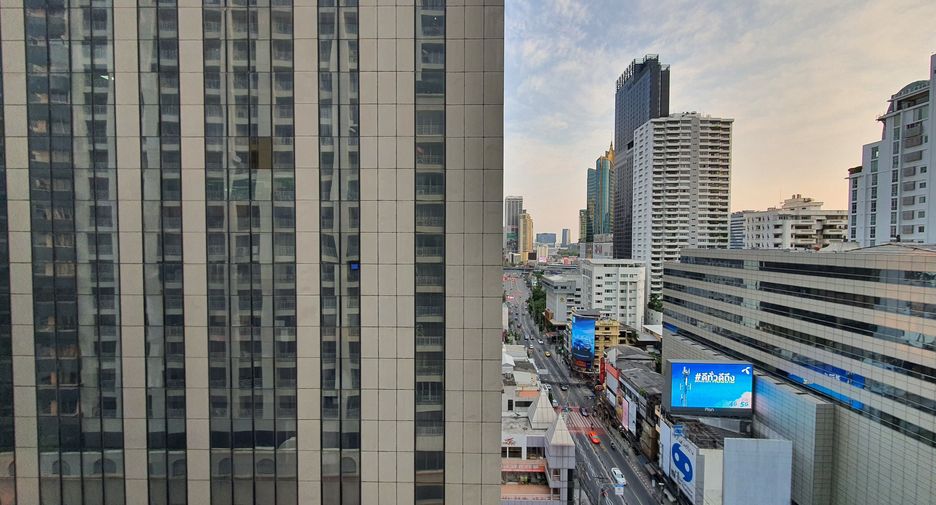 For rent 2 ベッドルーム condo in Watthana, Bangkok