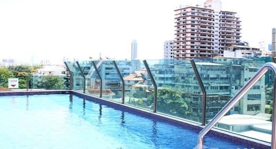 For rent 2 bedrooms condo in Khlong Toei, Bangkok