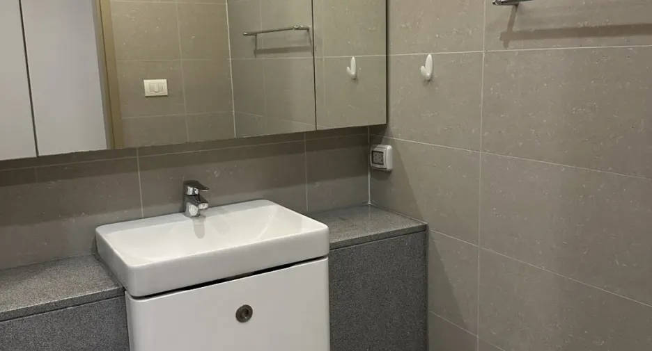 Wohnung zur Miete mit 2 Zimmer in Pathum Wan, Bangkok