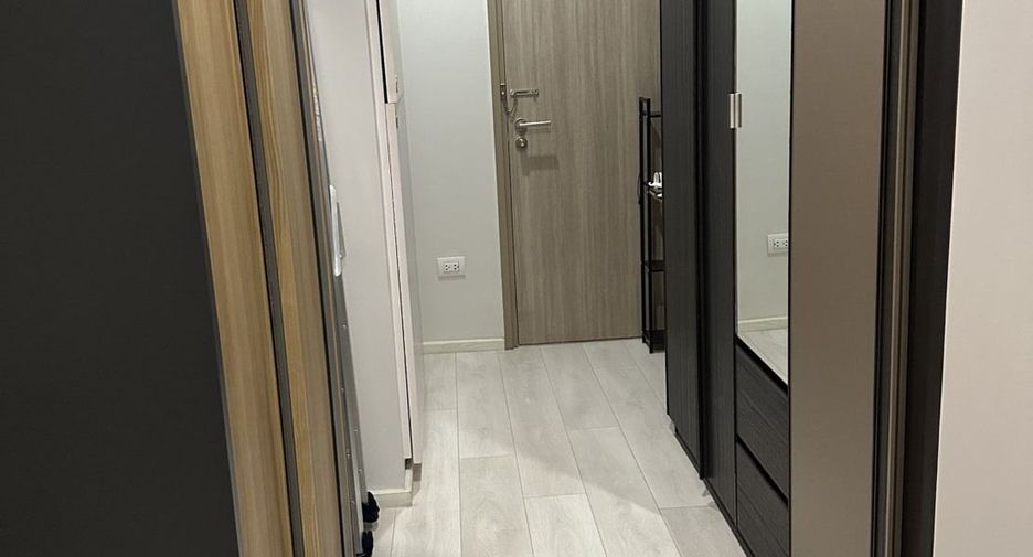Wohnung zur Miete mit 2 Zimmer in Pathum Wan, Bangkok