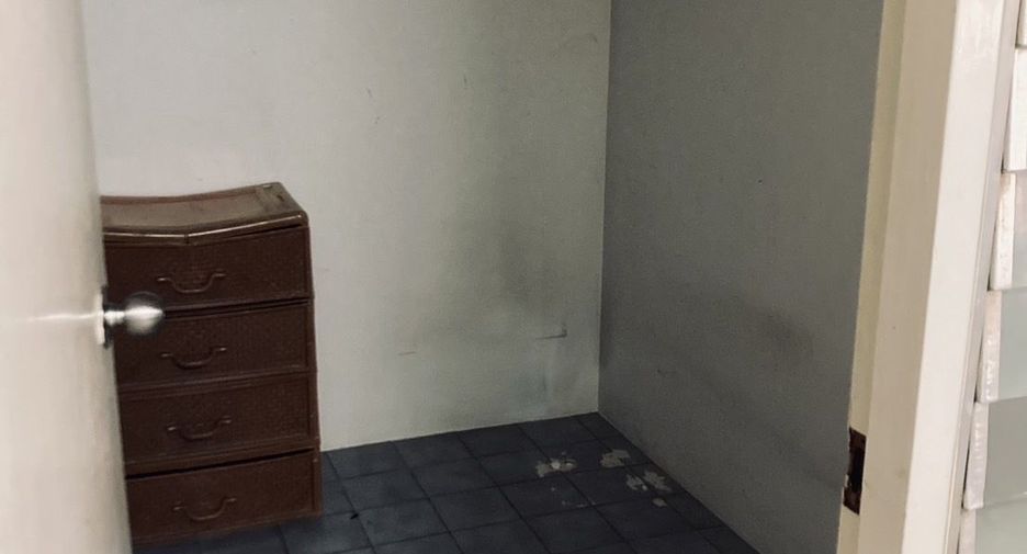 Apartment zur Miete mit 3 Zimmer in Watthana, Bangkok