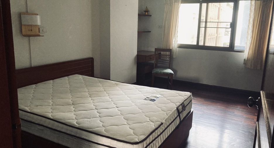 Apartment zur Miete mit 3 Zimmer in Watthana, Bangkok
