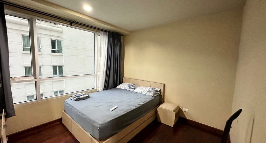 À louer 2 chambres condo à Watthana, Bangkok