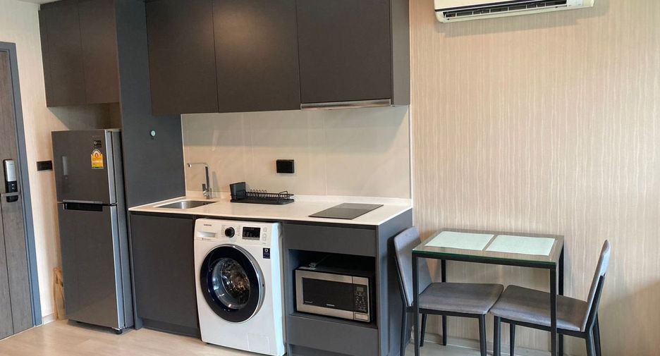 Condo en alquiler de 1 habitaciones en Khlong Toei, Bangkok