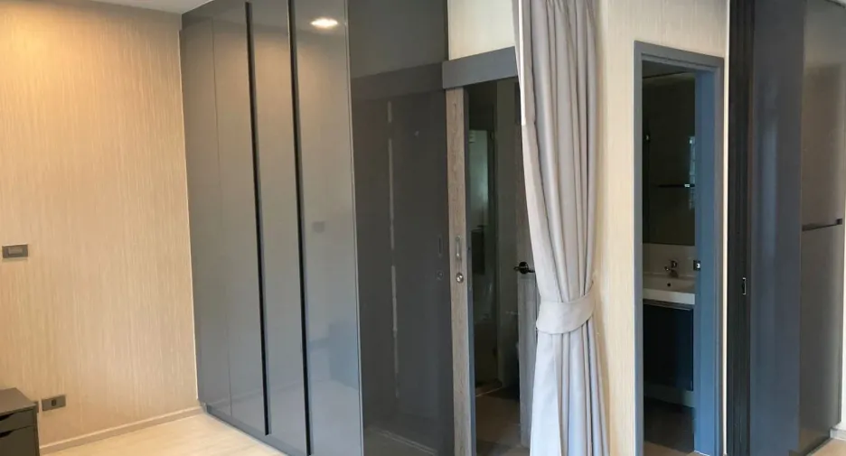 Condo en alquiler de 1 habitaciones en Khlong Toei, Bangkok