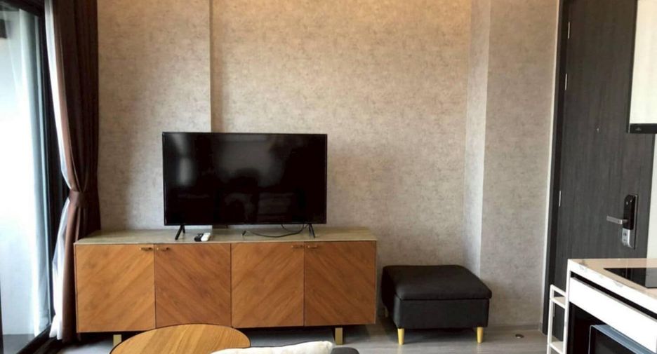 For rent 1 bed condo in Phra Khanong, Bangkok