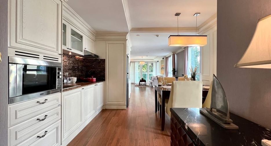 For rent 2 bedrooms condo in Watthana, Bangkok